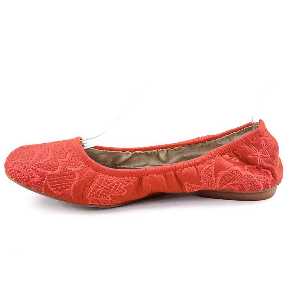 Tahari Women's Vivian Coral Ballet Flats